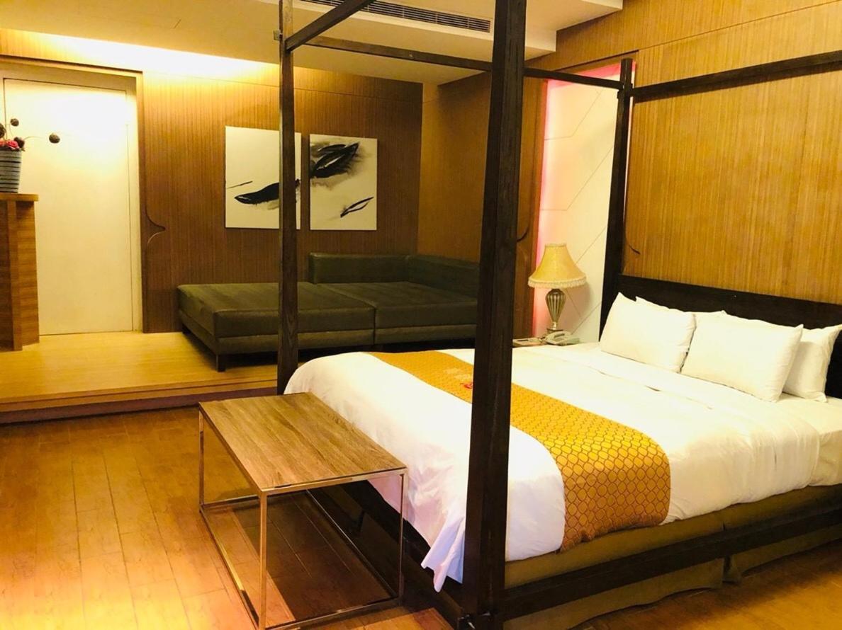 Hip Spa Motel 타이중 외부 사진